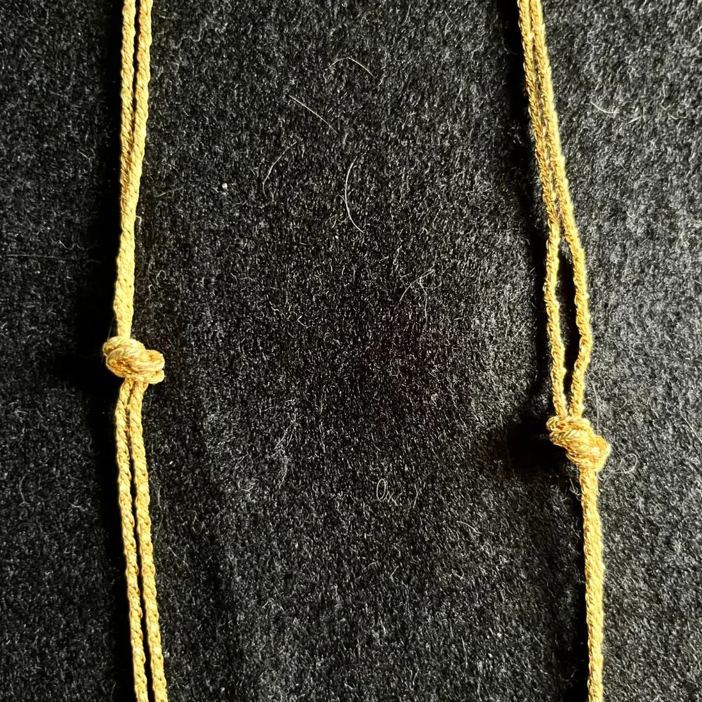 Vintage Avon Gold Tone ‘Twisted Chain’ w/ Knots Necklace - Picture 5 of 5